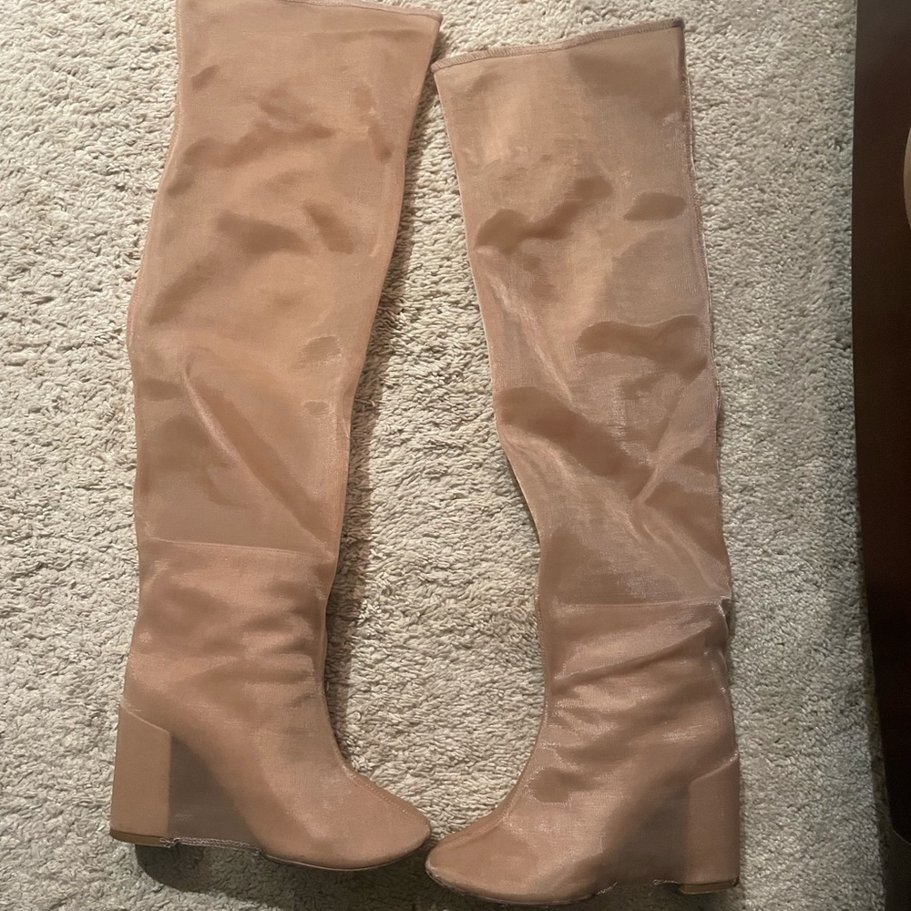 Mesh leather boot